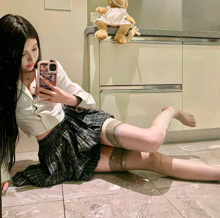 【唯美残缺青春】《燕尾蝶》岩井俊二高清修复：生存在东京夹缝中的边缘人，一首关于底层挣扎的挽歌