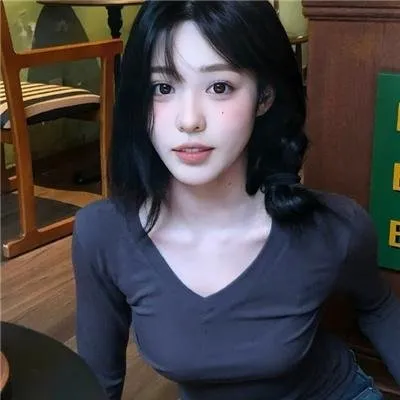 大尺度复仇惊悚《假面女郎》无删减版在线：容貌焦虑逼疯普通女孩，整容杀人走上绝路